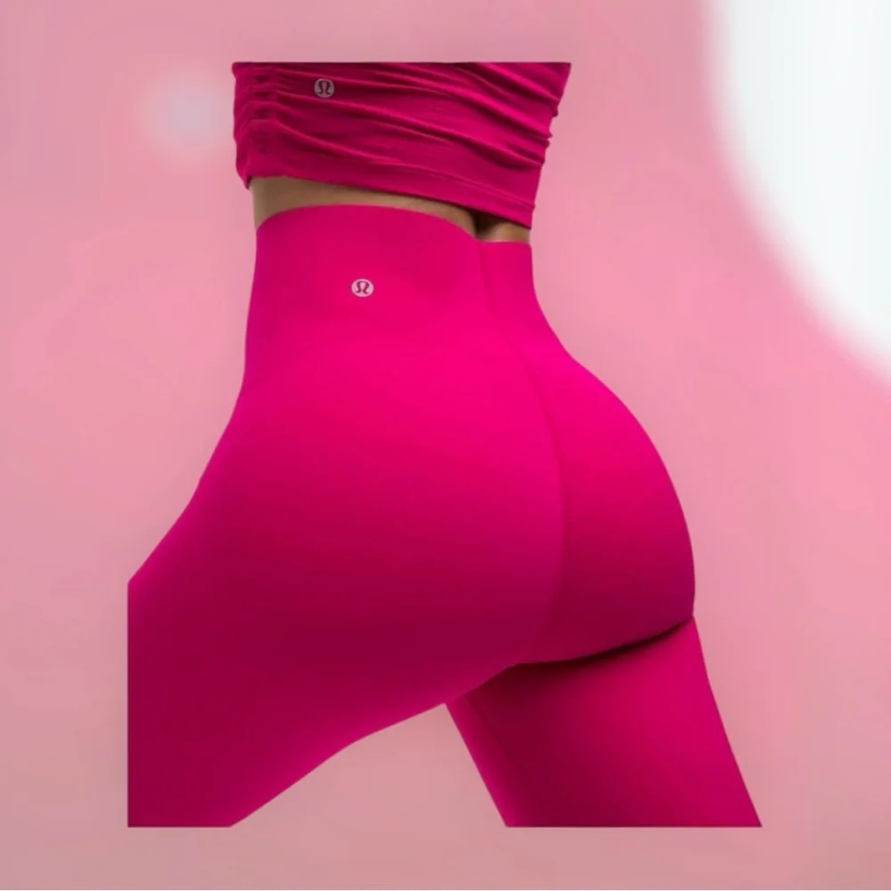 NWT. Lululemon Glow Up Super-High-Rise
Tight 25"
Passionate - Picture 2 of 8